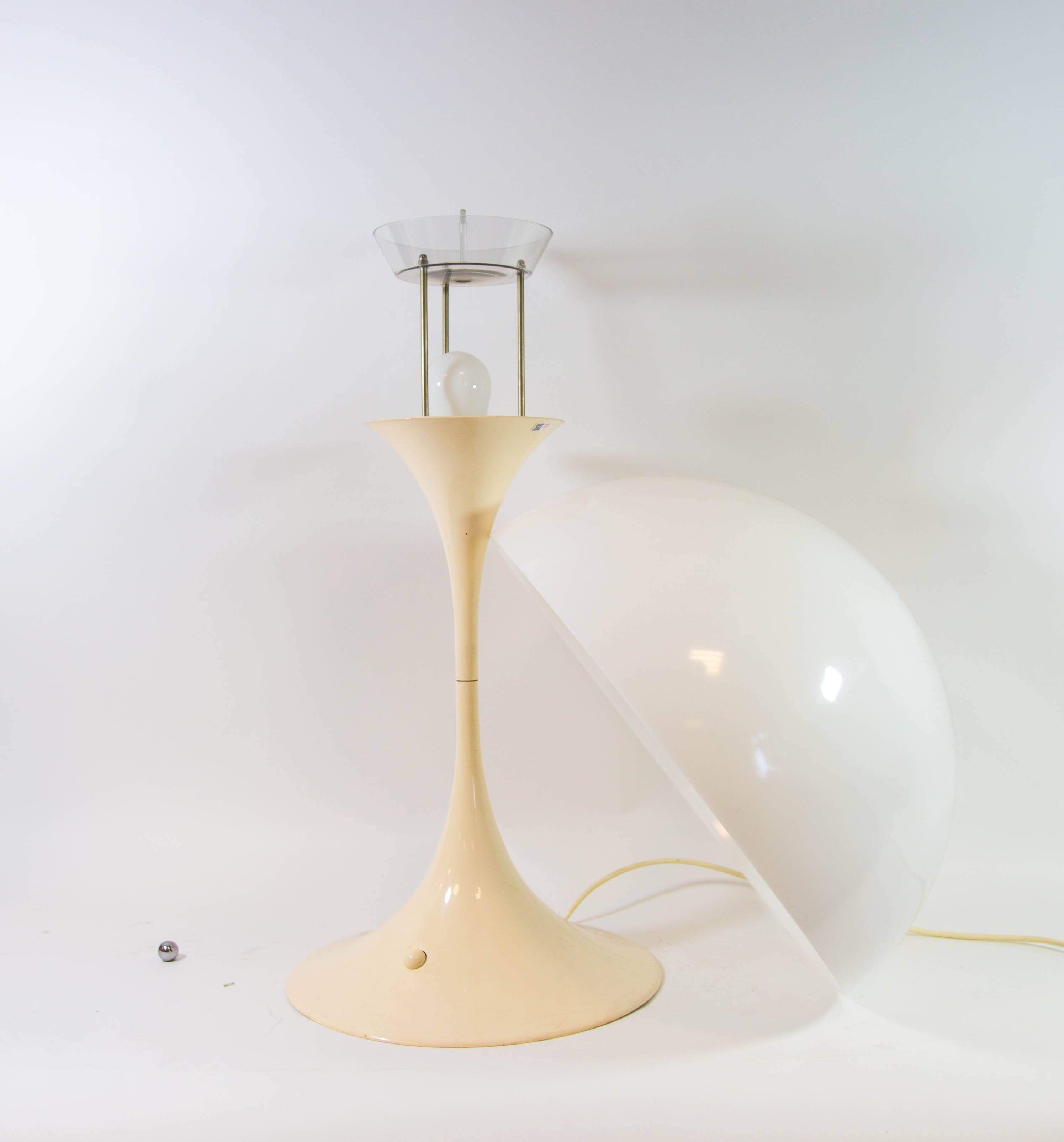Panthella table lamp | Louis Poulsen | Verner Panton design | Vintage 70's
