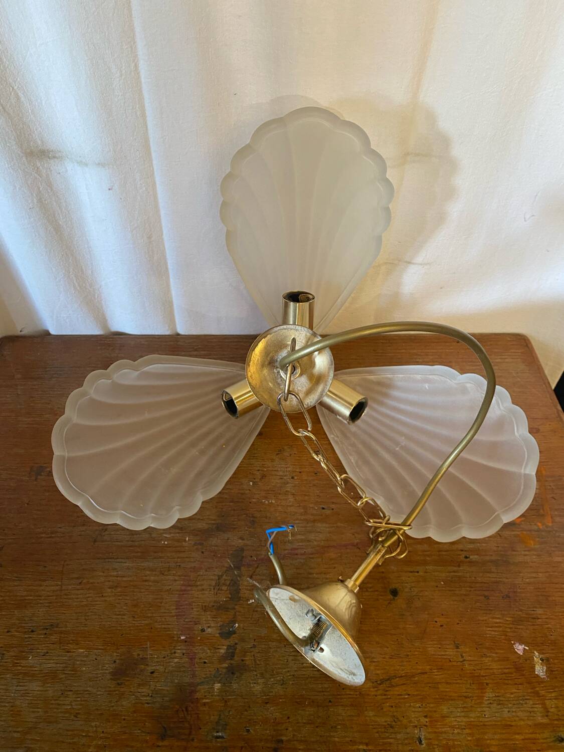 Antique Murano glass shell pendant light + gold-plated metal, wine