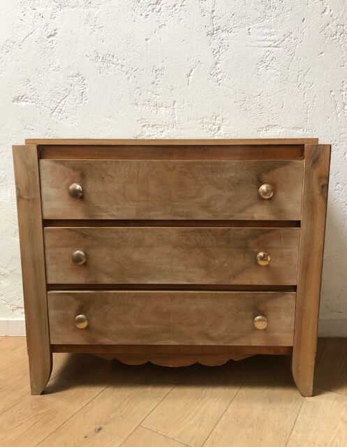 Vintage wood dresser