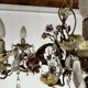 Lustre à décor de Fleurs en Porcelaine et pampilles