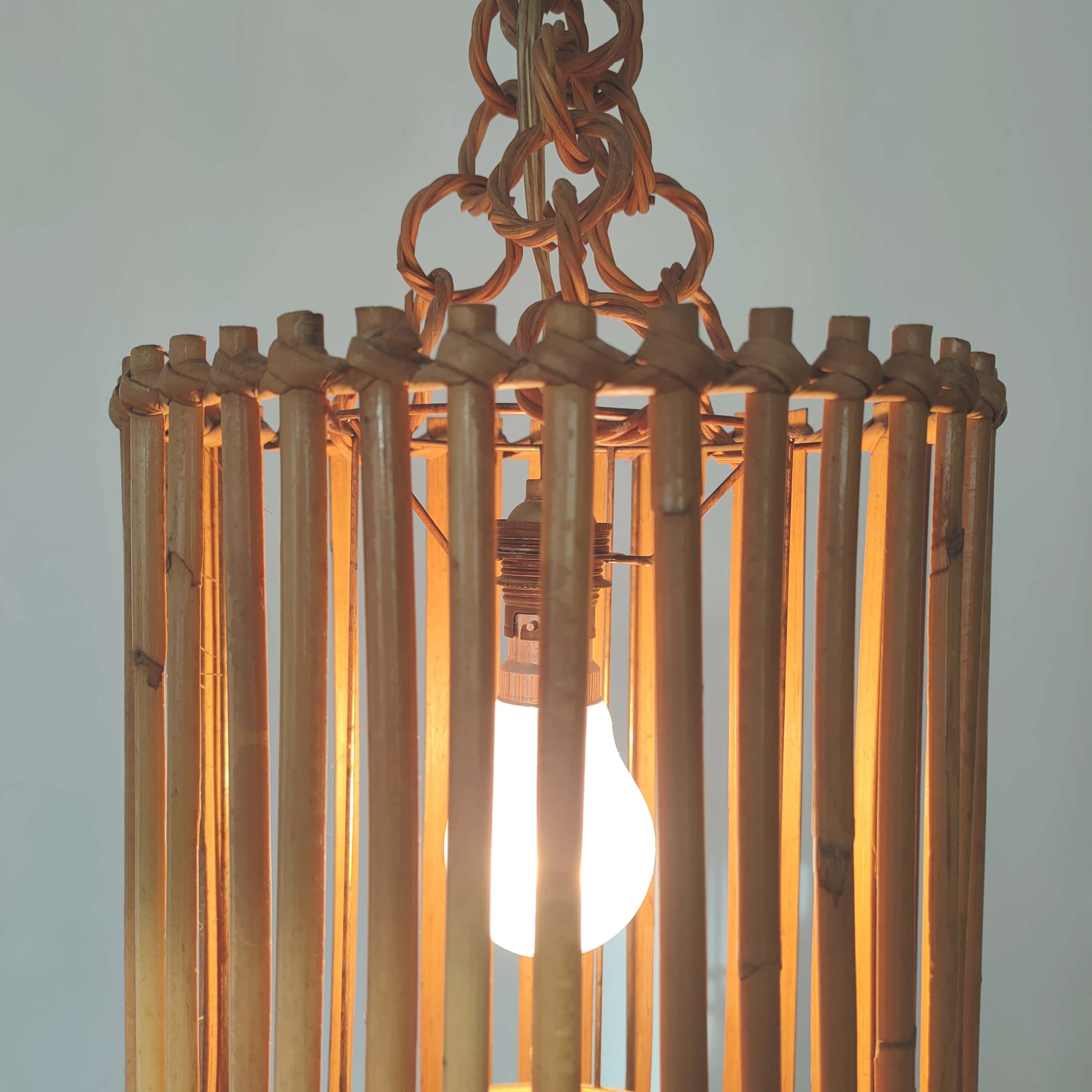 Rattan suspension