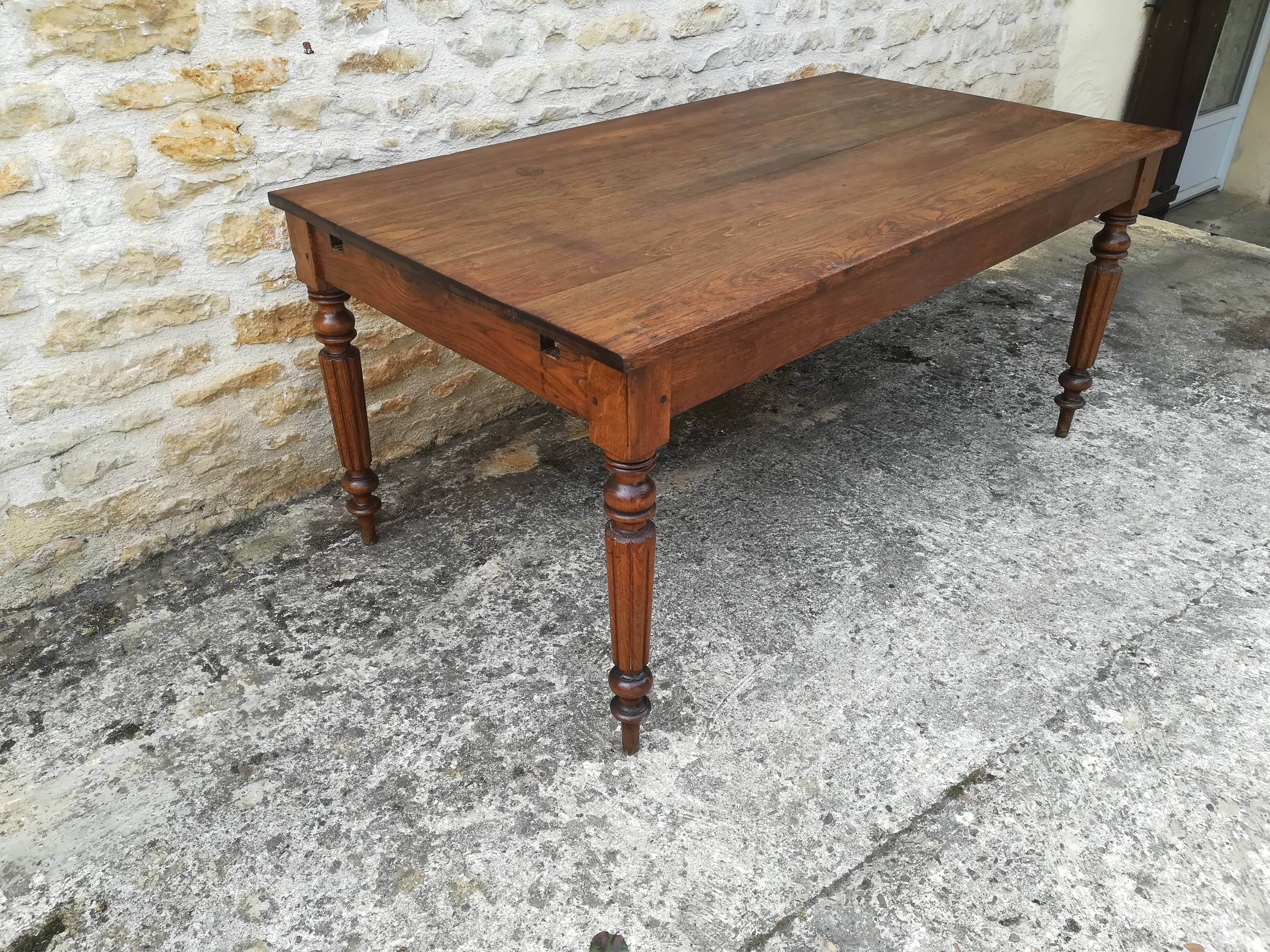 Oak farm table with two extensions