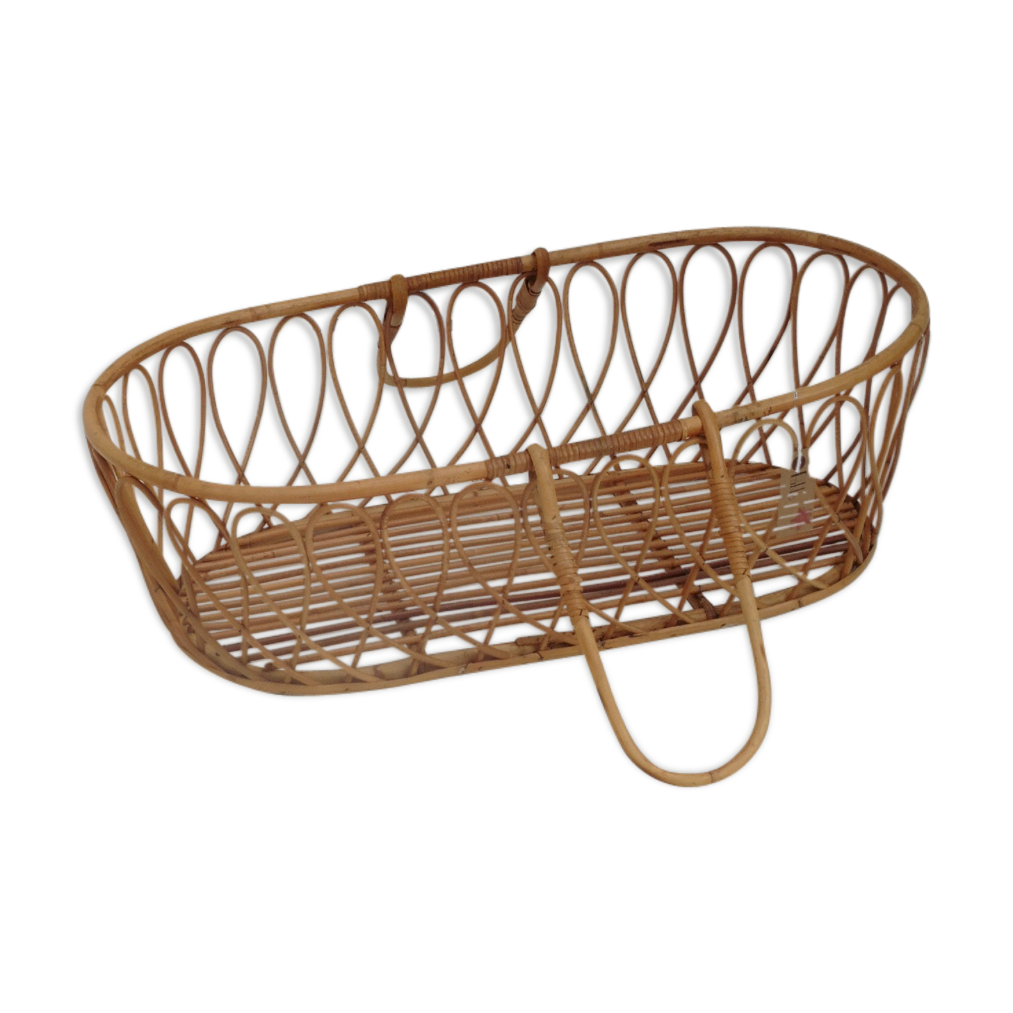 Basket rattan with its skin