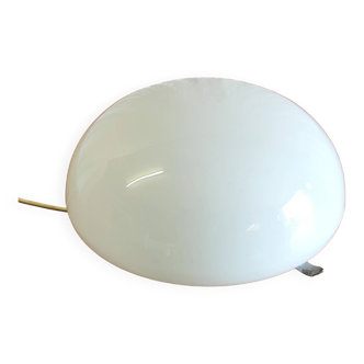 Plafonnier globe opaline 25 cm - années 50/60