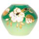 Vase vert en porcelaine peint à la main, milieu du XXe siècle