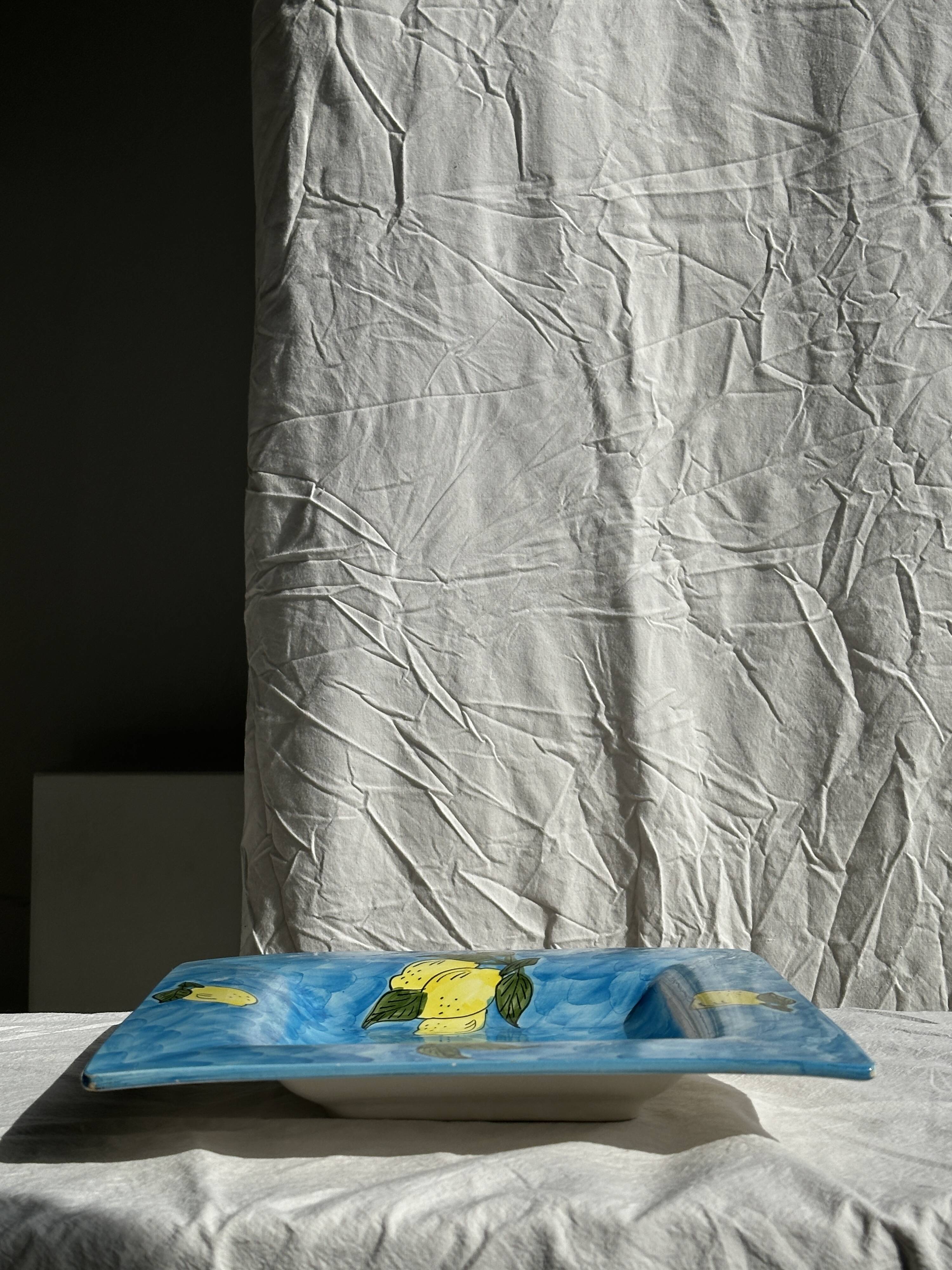 Large square dish with lemon pattern 33cm Aleya Slim