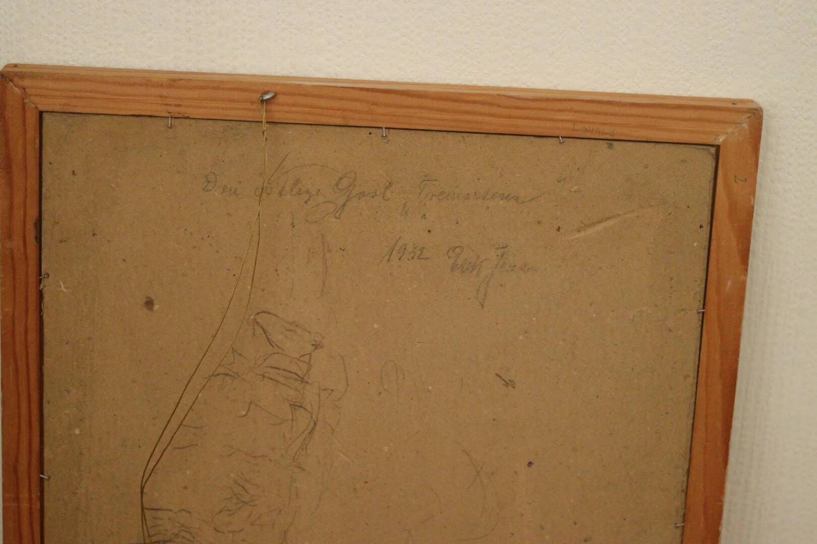 House with garden by Erik Jensen