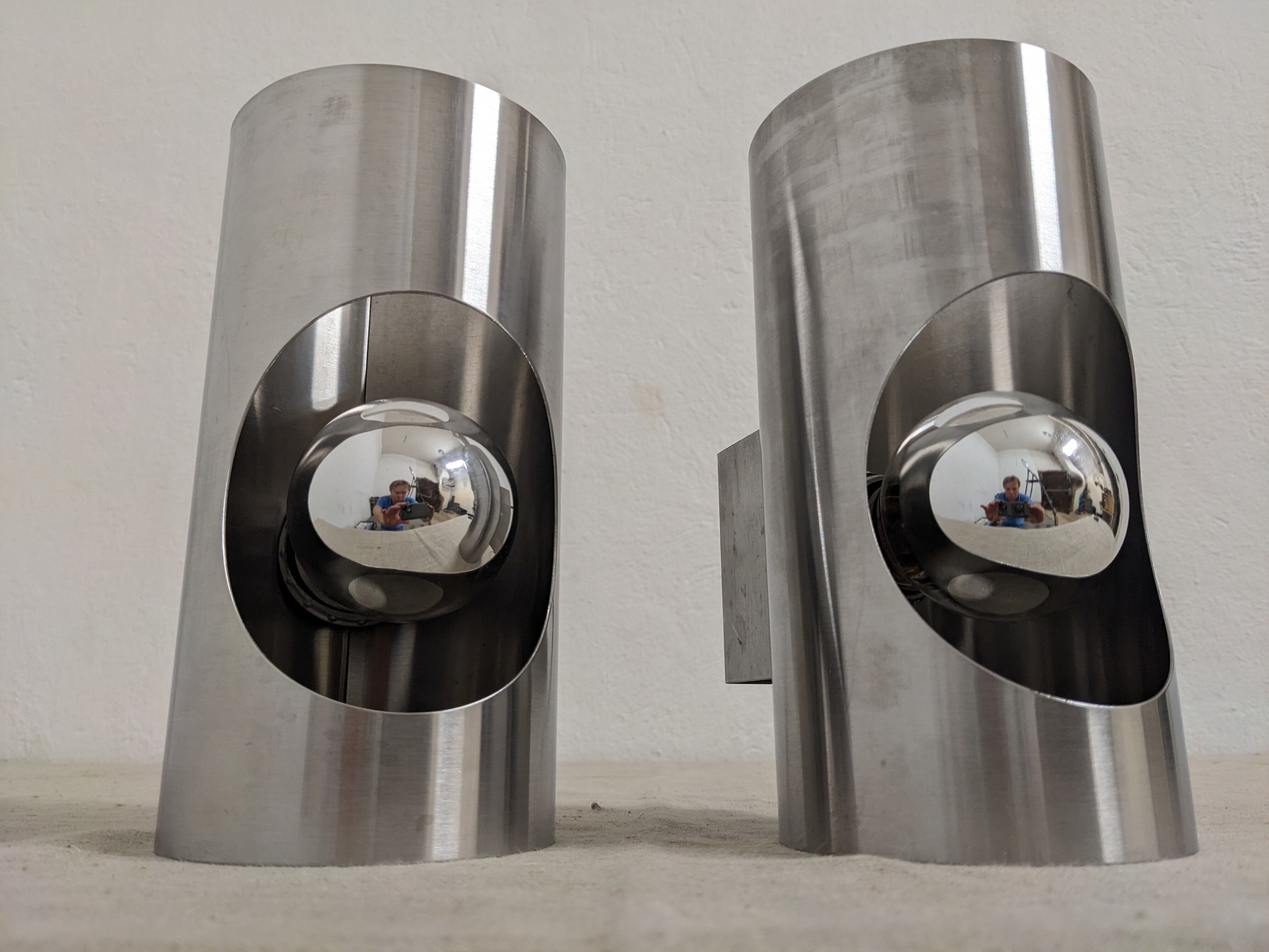 Pair of Space Age wall lamps from the 60s/70s Oxar France