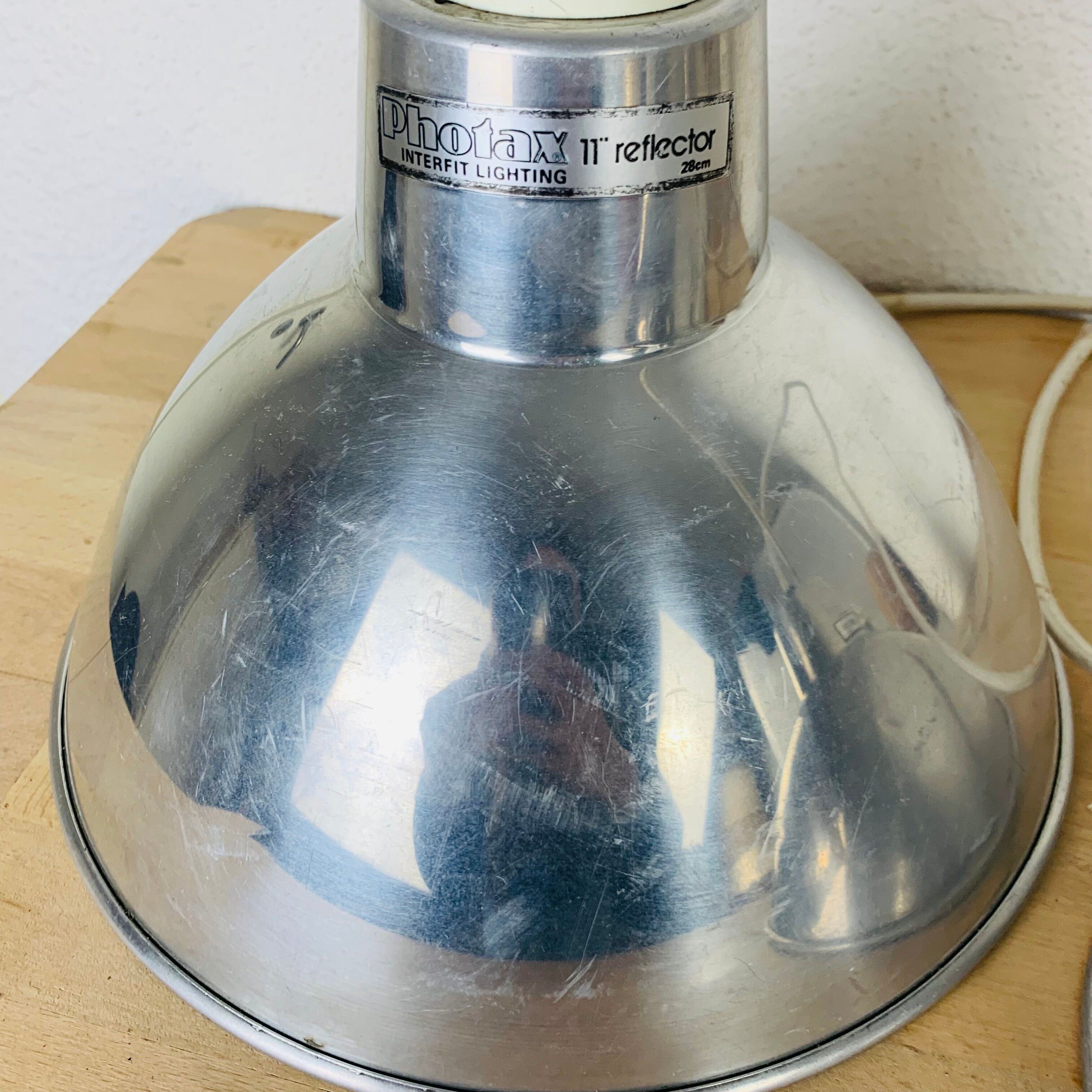 3 industrial metal suspensions Photax