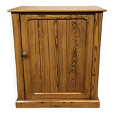 Buffet 1 door English early 20th century in pitch pine.