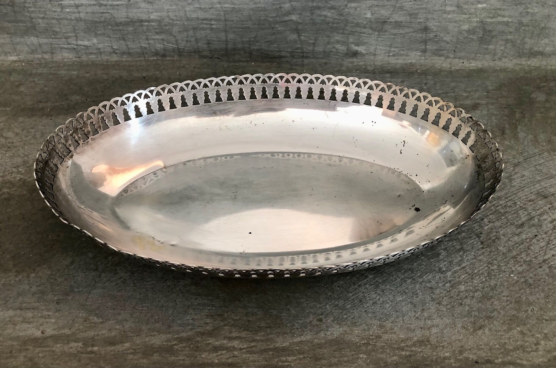 Oval bread basket, silver metal