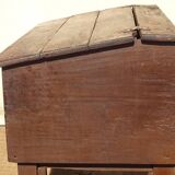 Meuble ancien, coffre de rangement, égouttoir à vaisselle