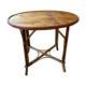 Table en rotin tressé