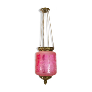 suspension antique en verre opalin rose avec bord en laiton et suspension datant d'environ 1860