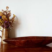 Coupe oblongue en bois brutaliste