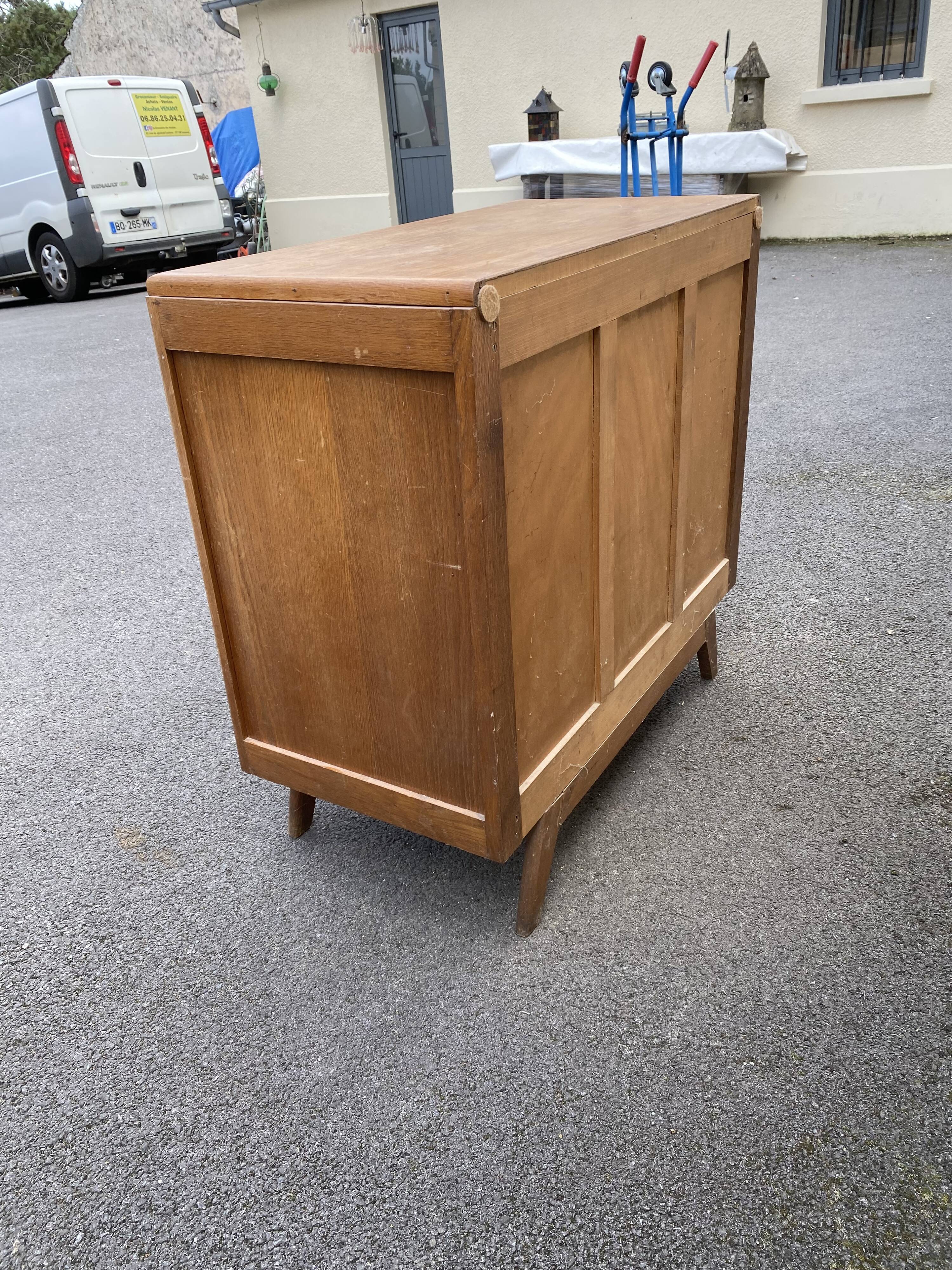 Compass foot dresser