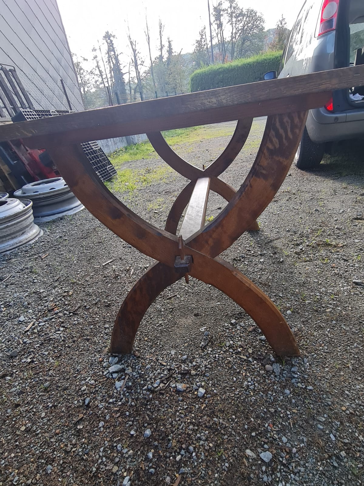 Table à manger bois de chaîne
