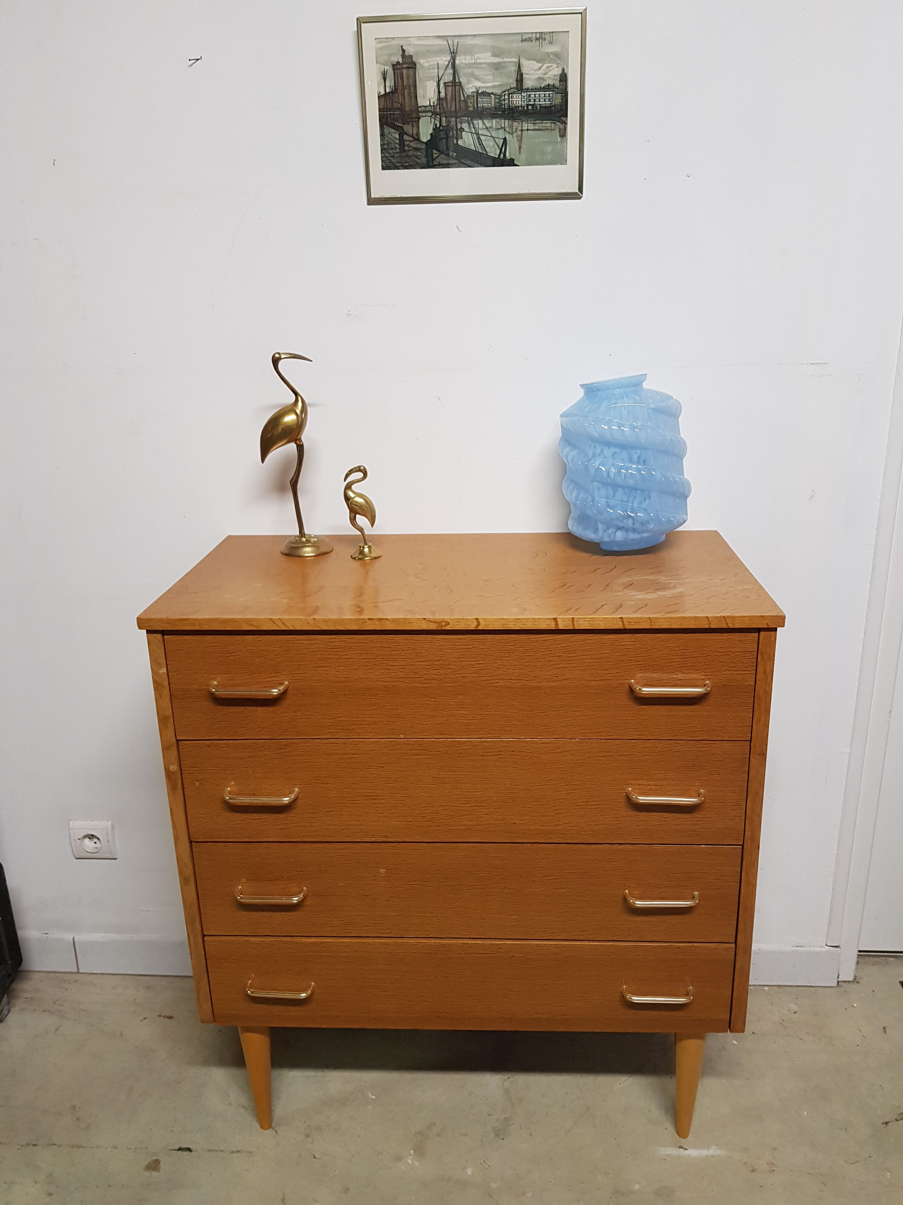Vintage chest of drawers