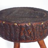 Tabouret tripode art populaire cep de vigne