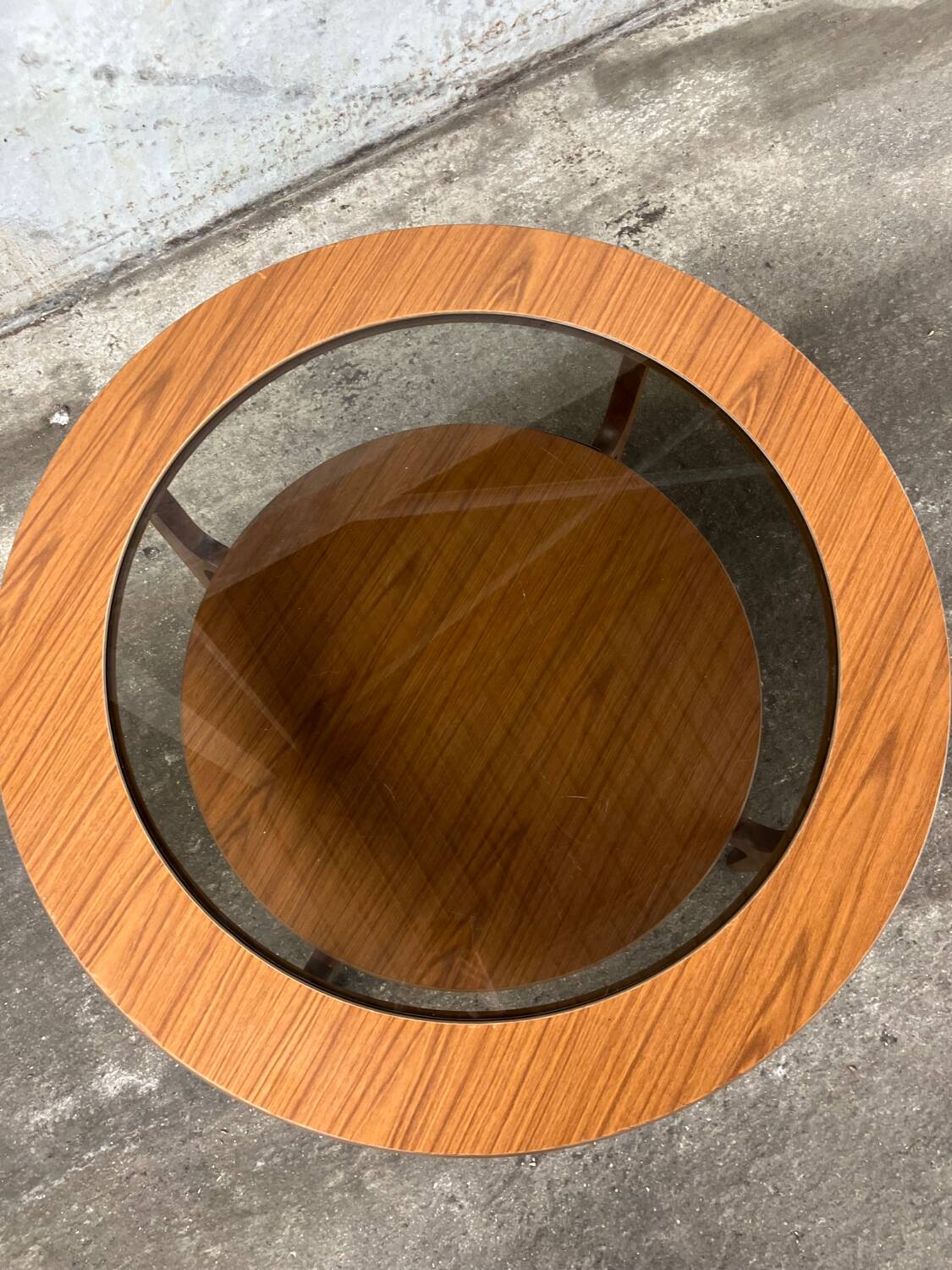 Mid-Century Retro Round Coffee Table by Schreiber 1960s