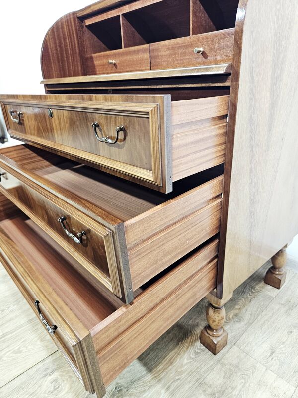 Bureau, secrétaire en noyer avec rouleau, années 1970