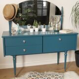 Vintage vanity, 60-70 years