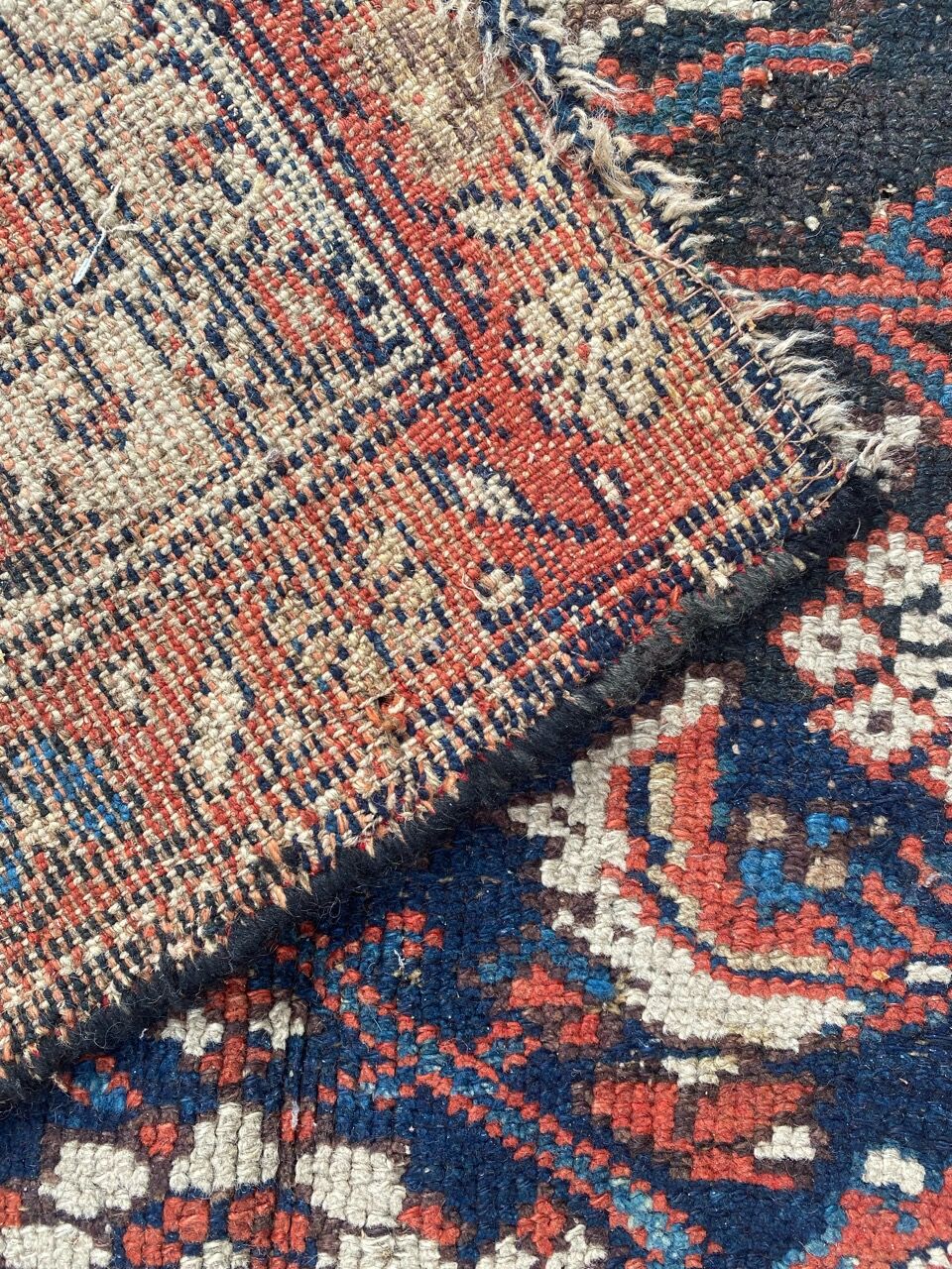 Handmade old Kurdish Persian carpet 135x276 cm