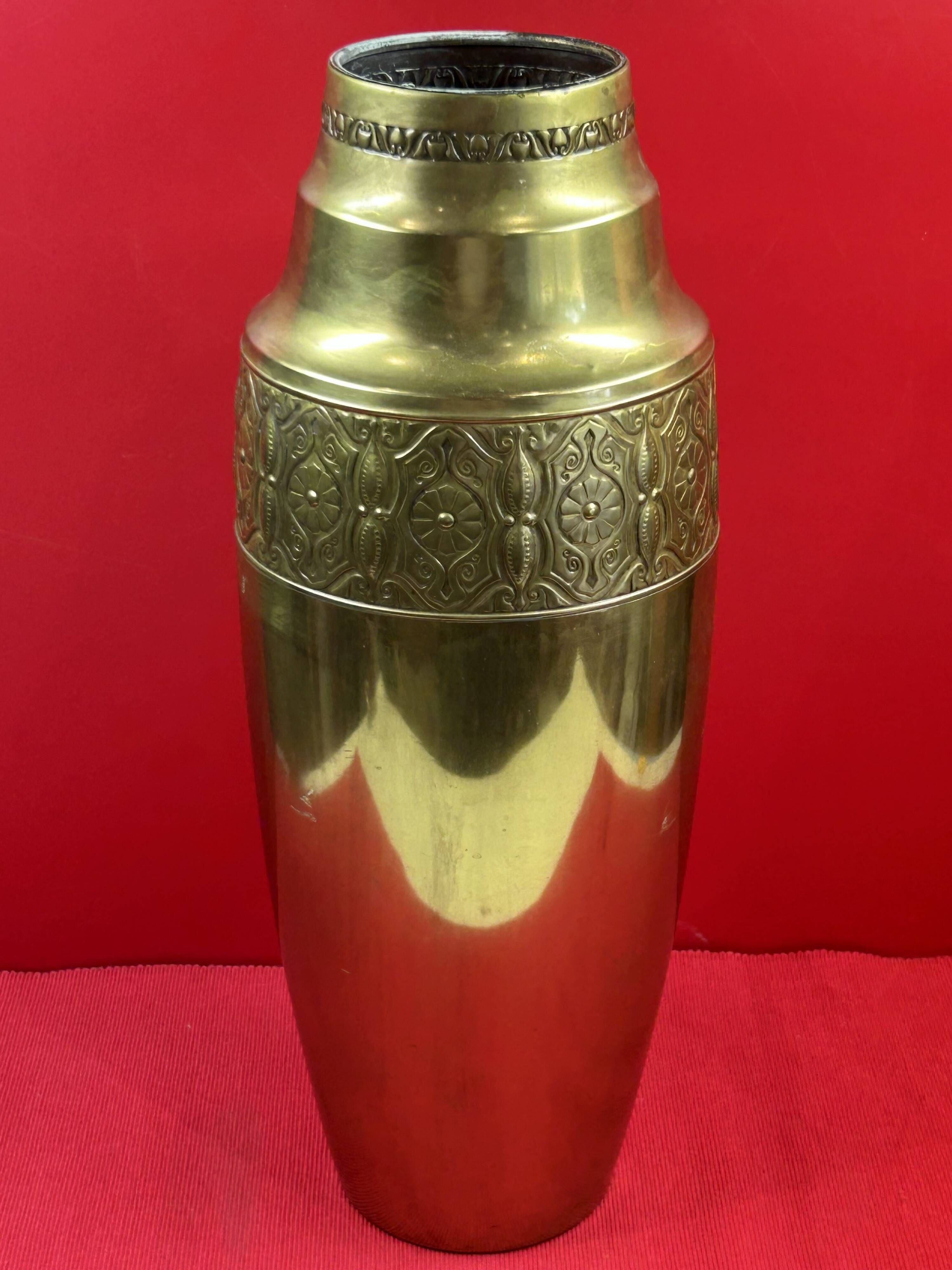Dinanderie - Grand Art Deco Vase brass 40 cm