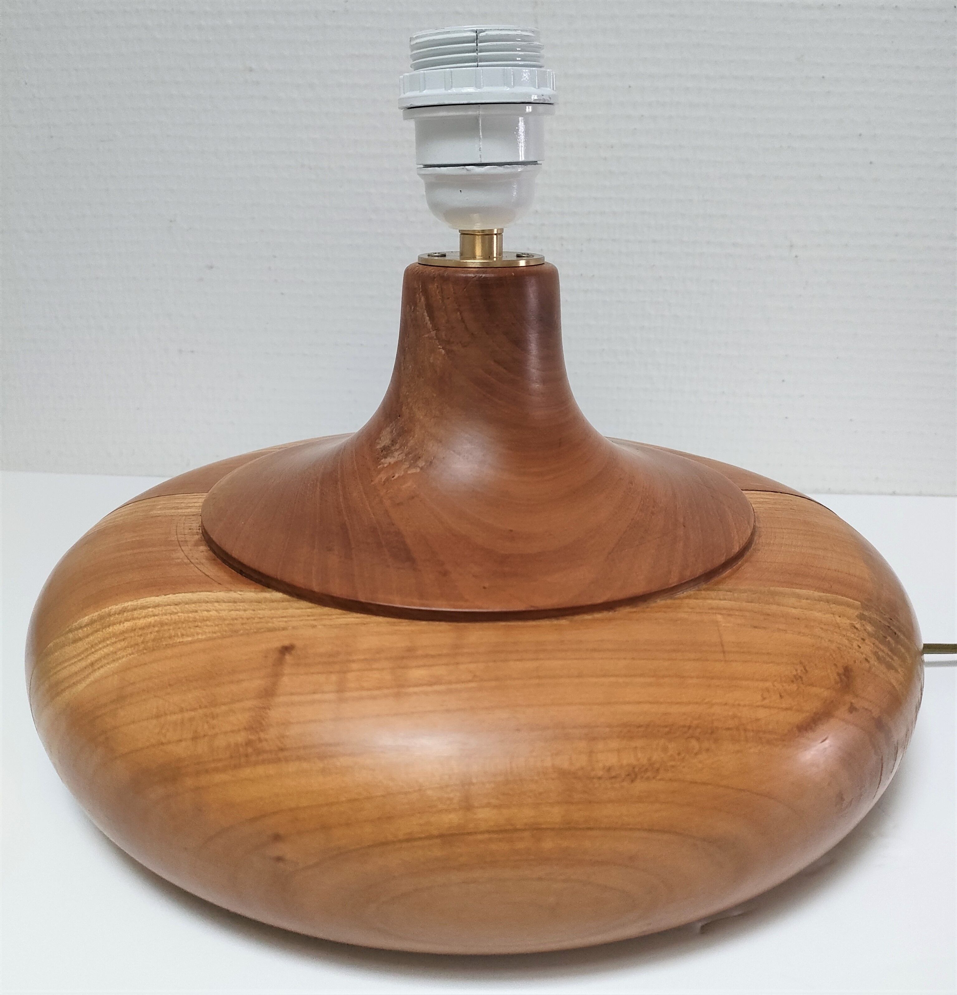 Solid wood lamp foot circular design 90s