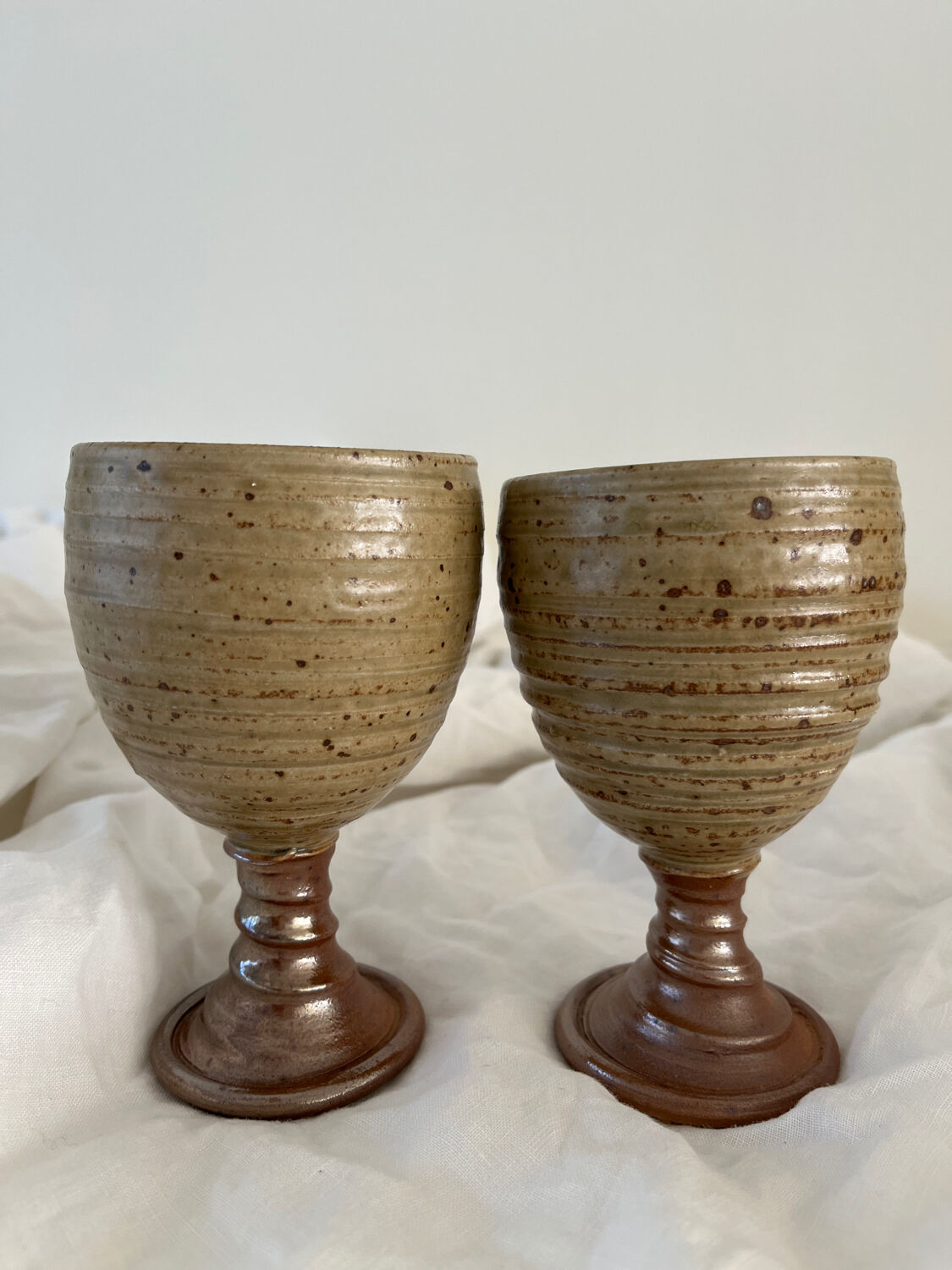 Verres à pied en grès