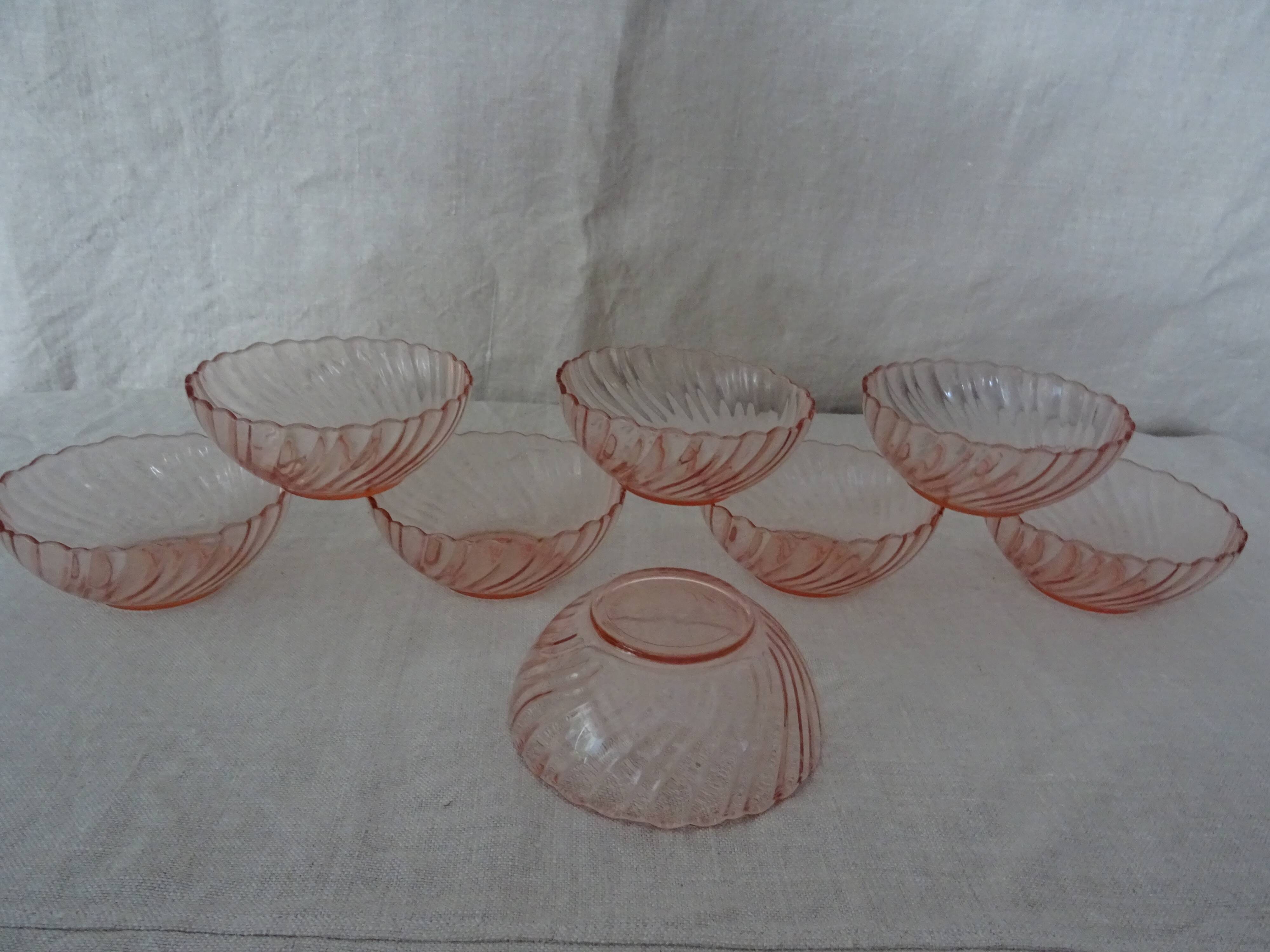 8 rosaline cups arcoroc twisted pink glass