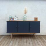Compass feet sideboard