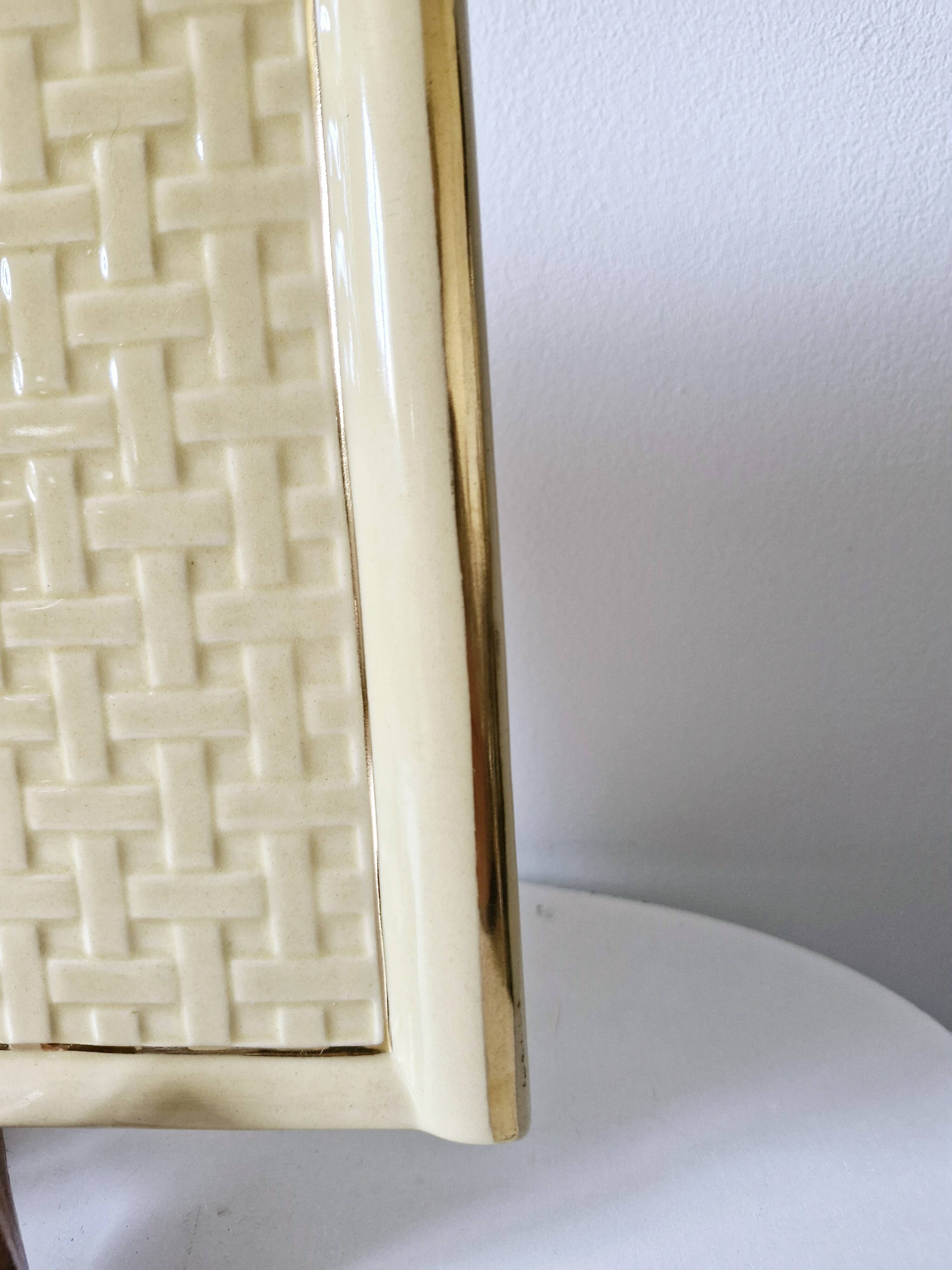 Plateau Poët Laval 1950s yellow straw ceramic with woven patterns.