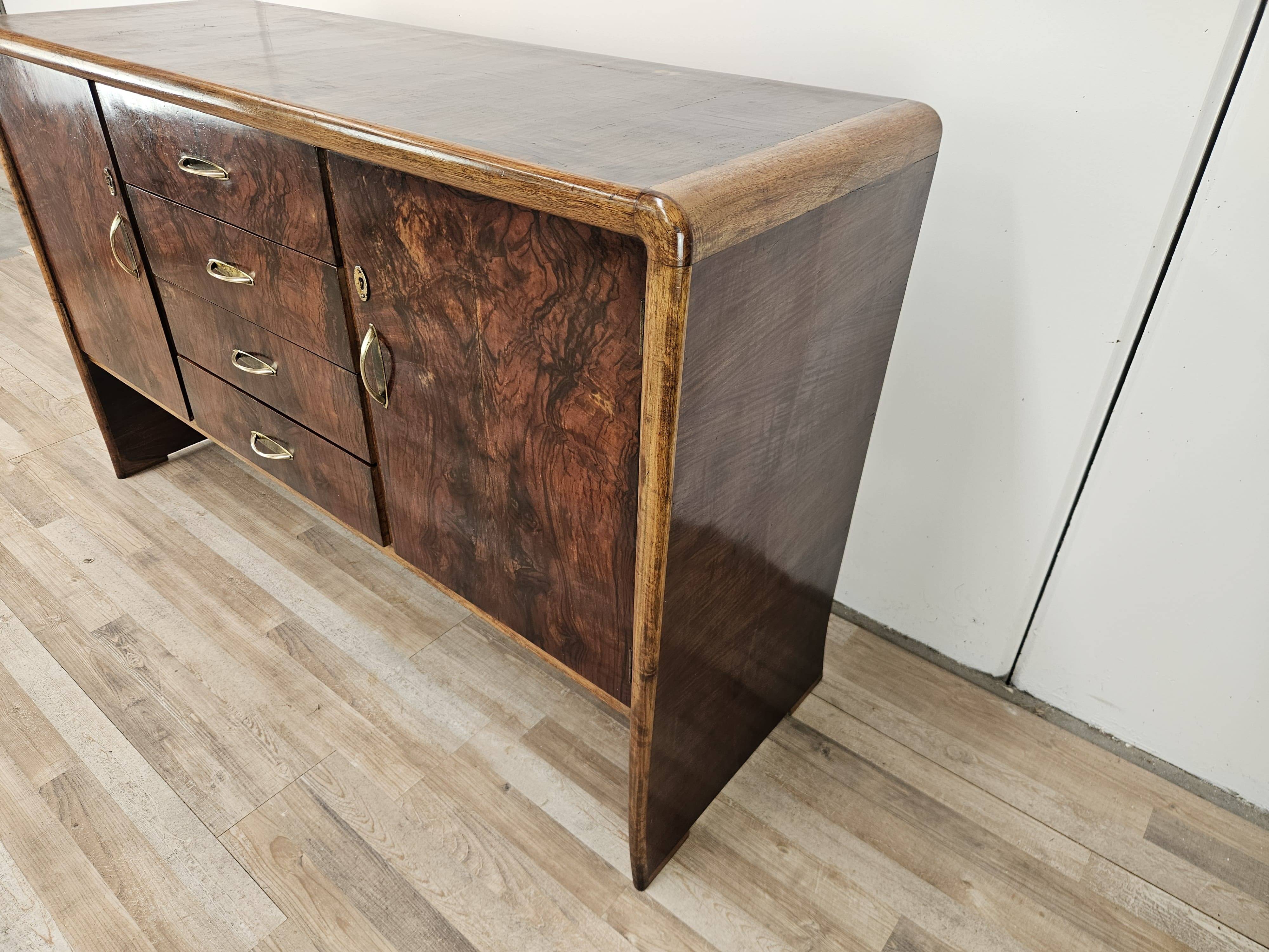 Art Decò sideboard in walnut and blond walnut