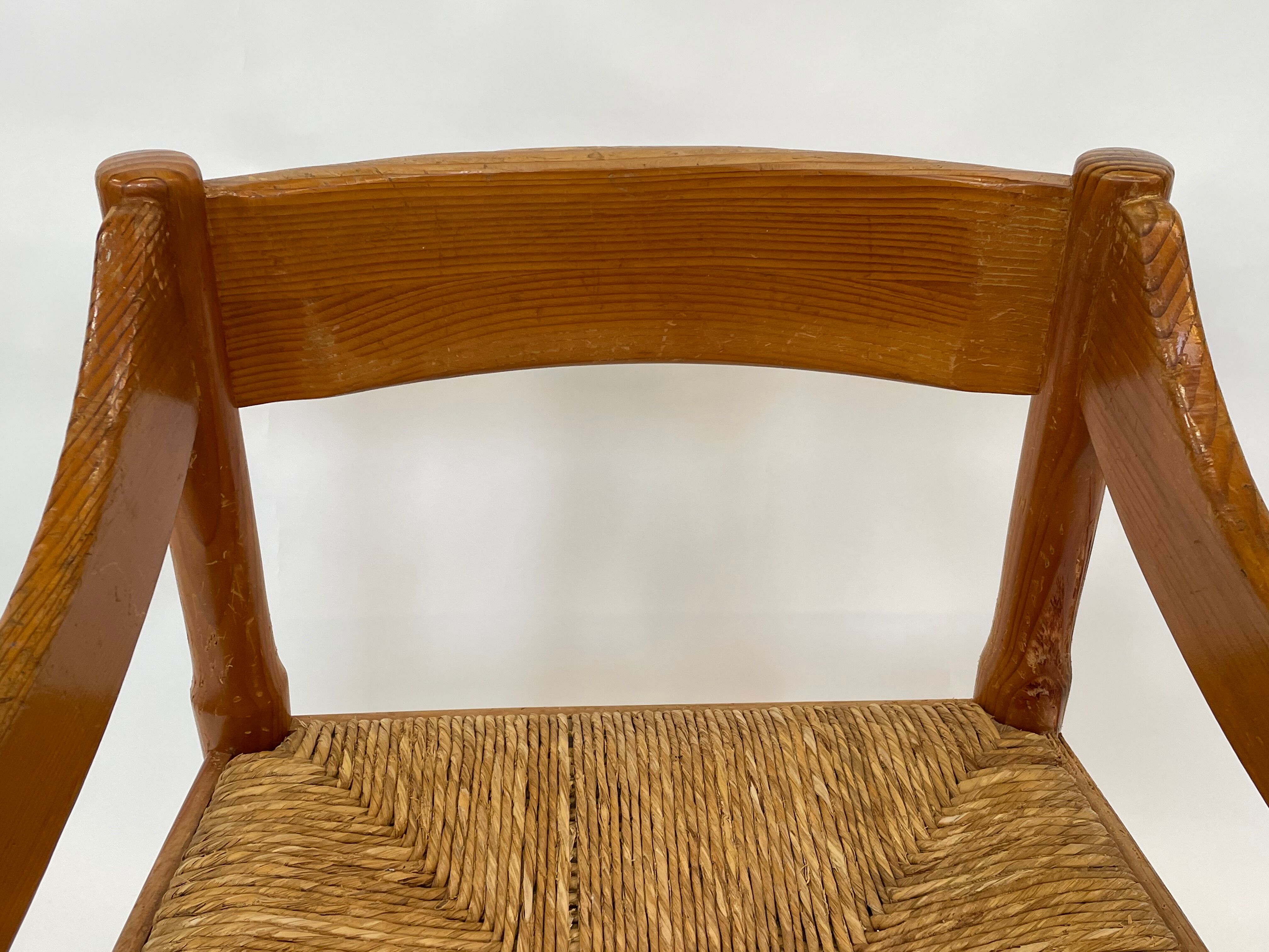 Carimate model chair 892 Vico Magistretti for Cassina