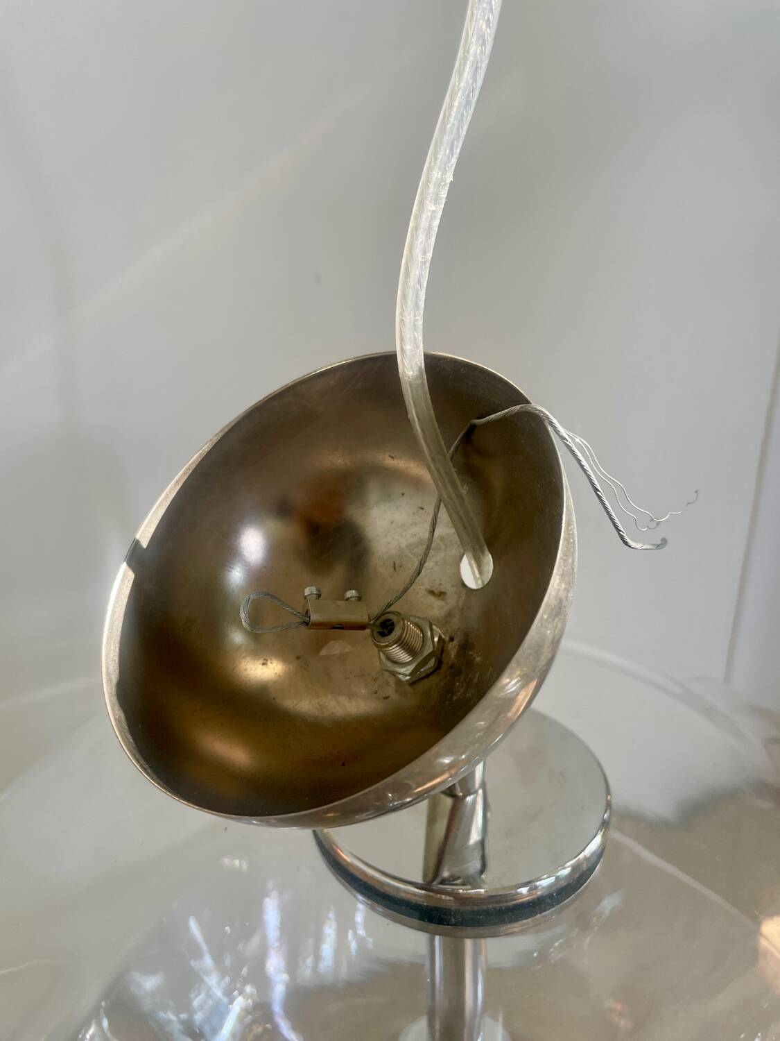 Retro glass suspension