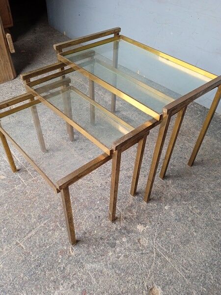 3 tables basse gigogne ep 1970 laiton doré design