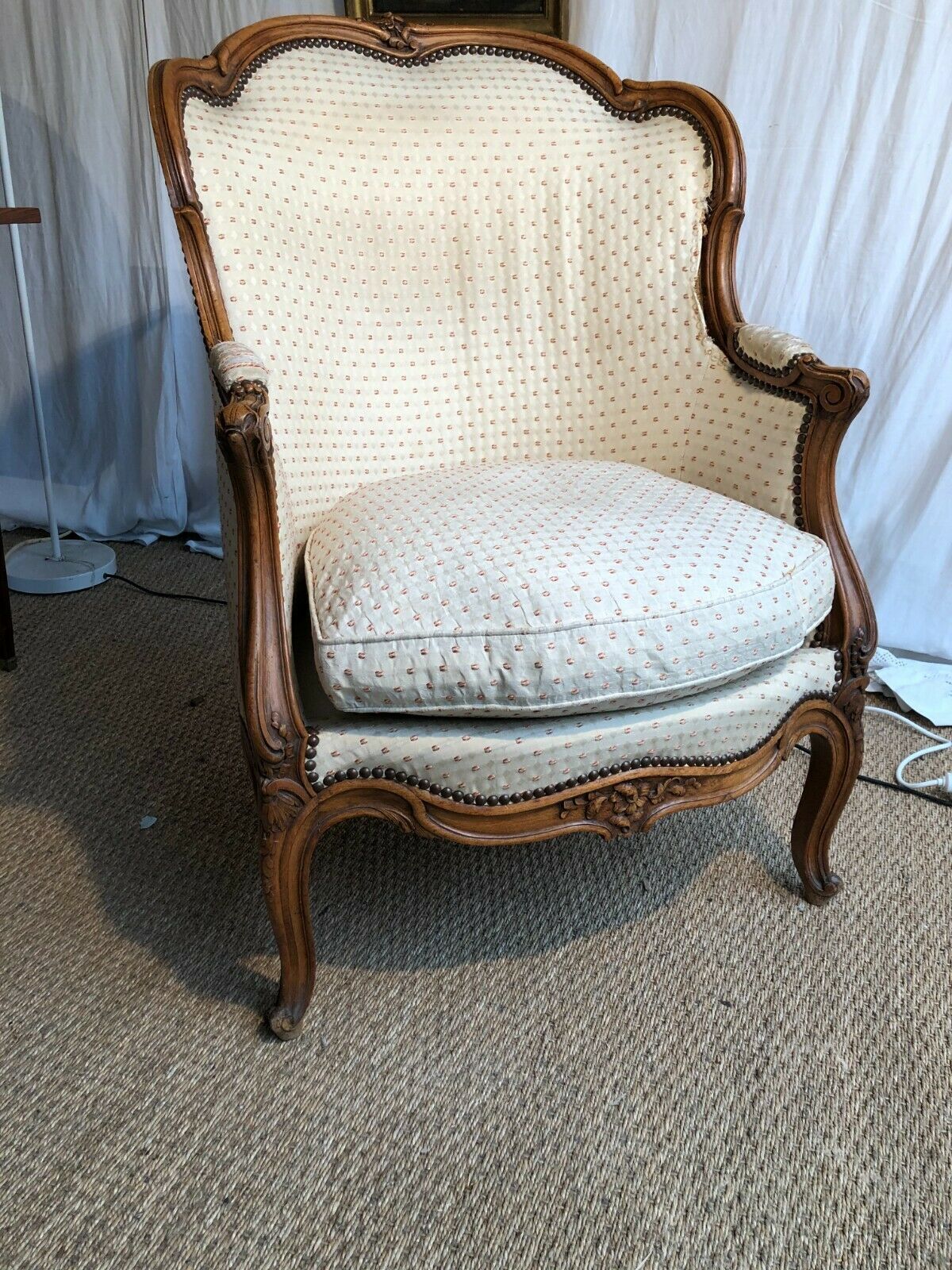 19th century Louis XV-style shepherdess chair