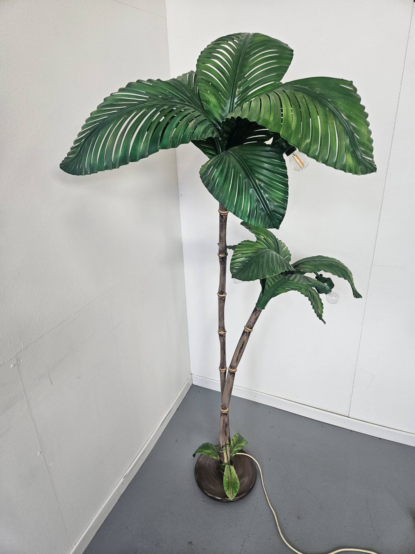 "Palm Tree" floor lamp attributed to Sergio Terzani, 1970s.