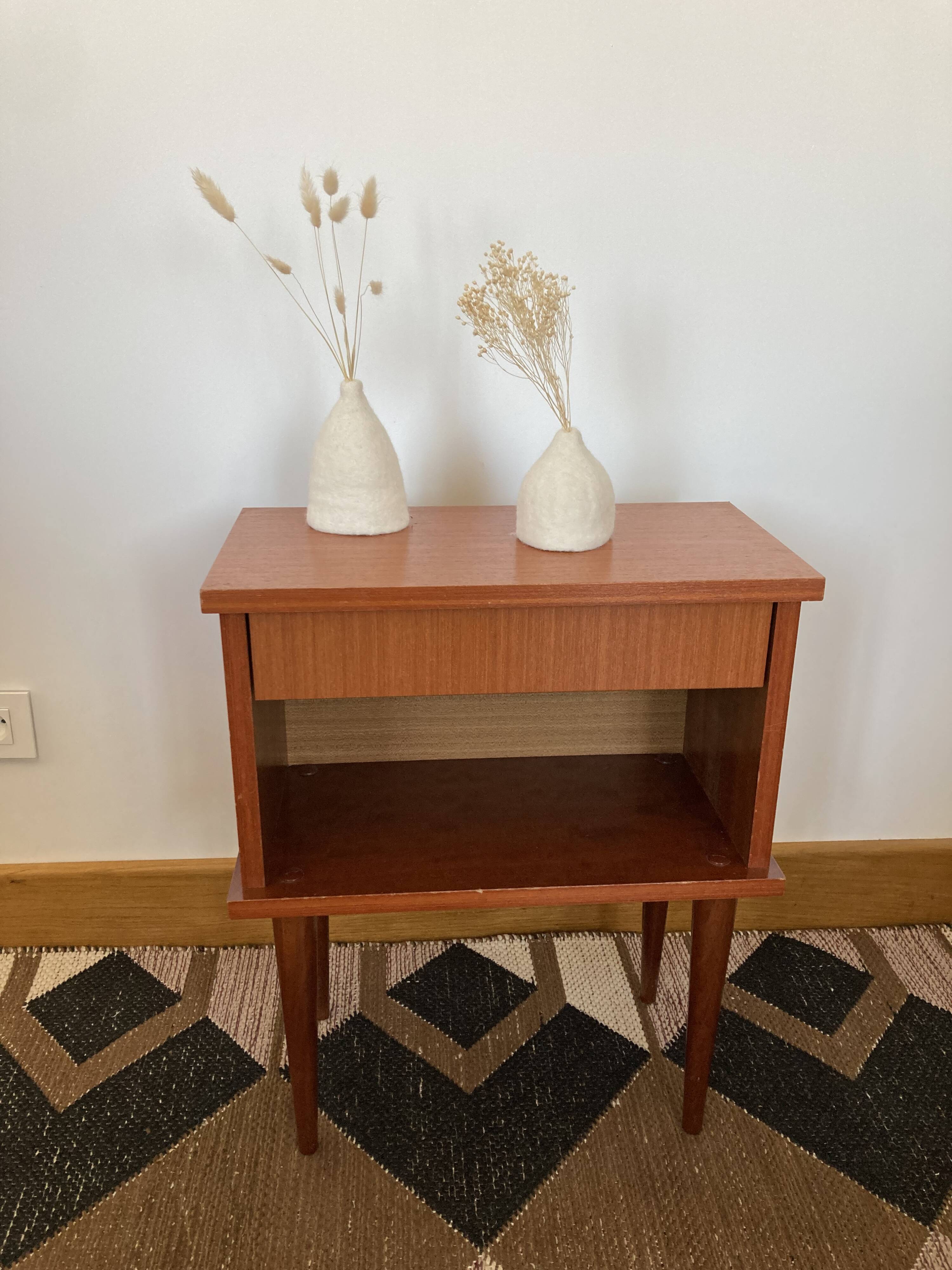 Bedside table compass legs