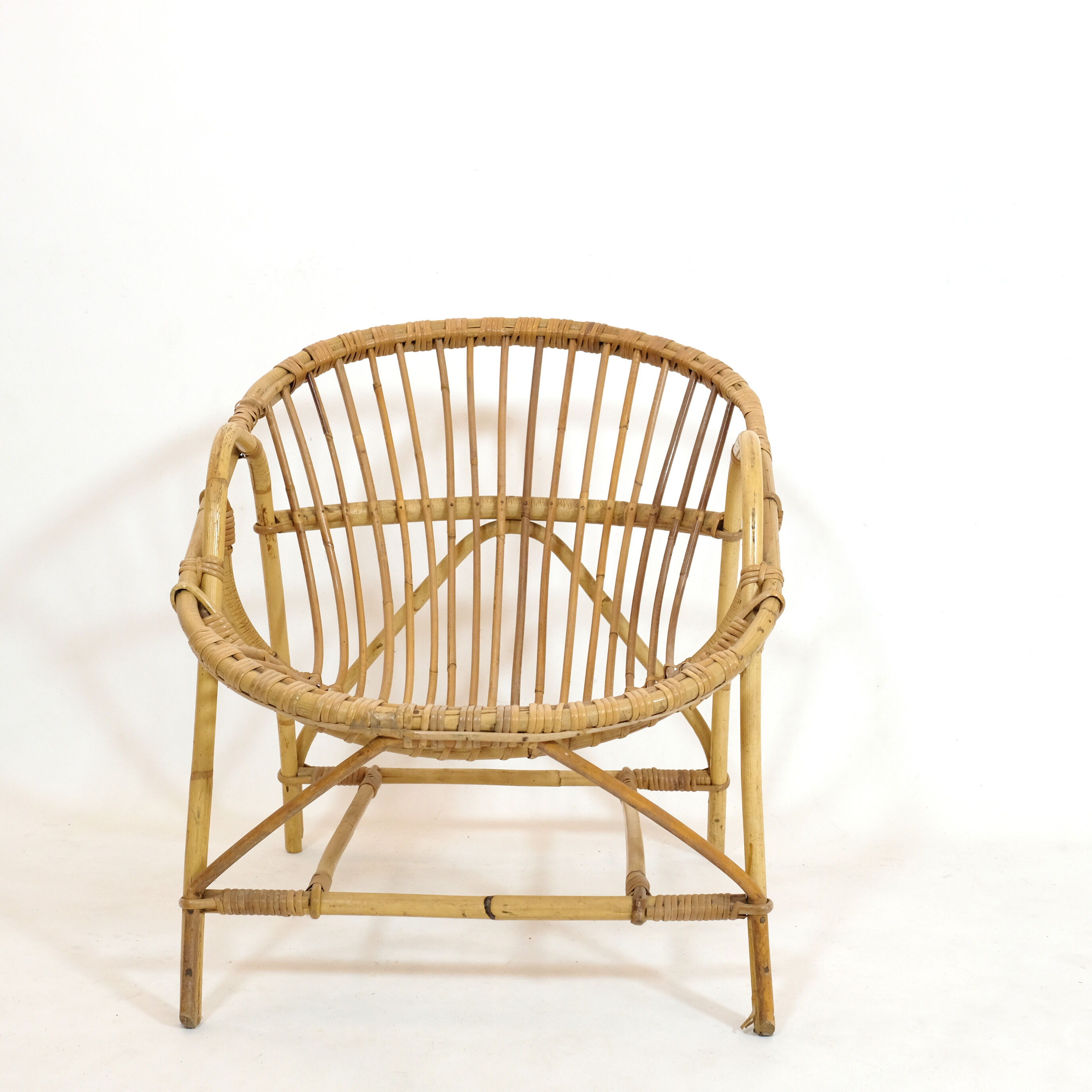 Armchair basket of the 60s-70s