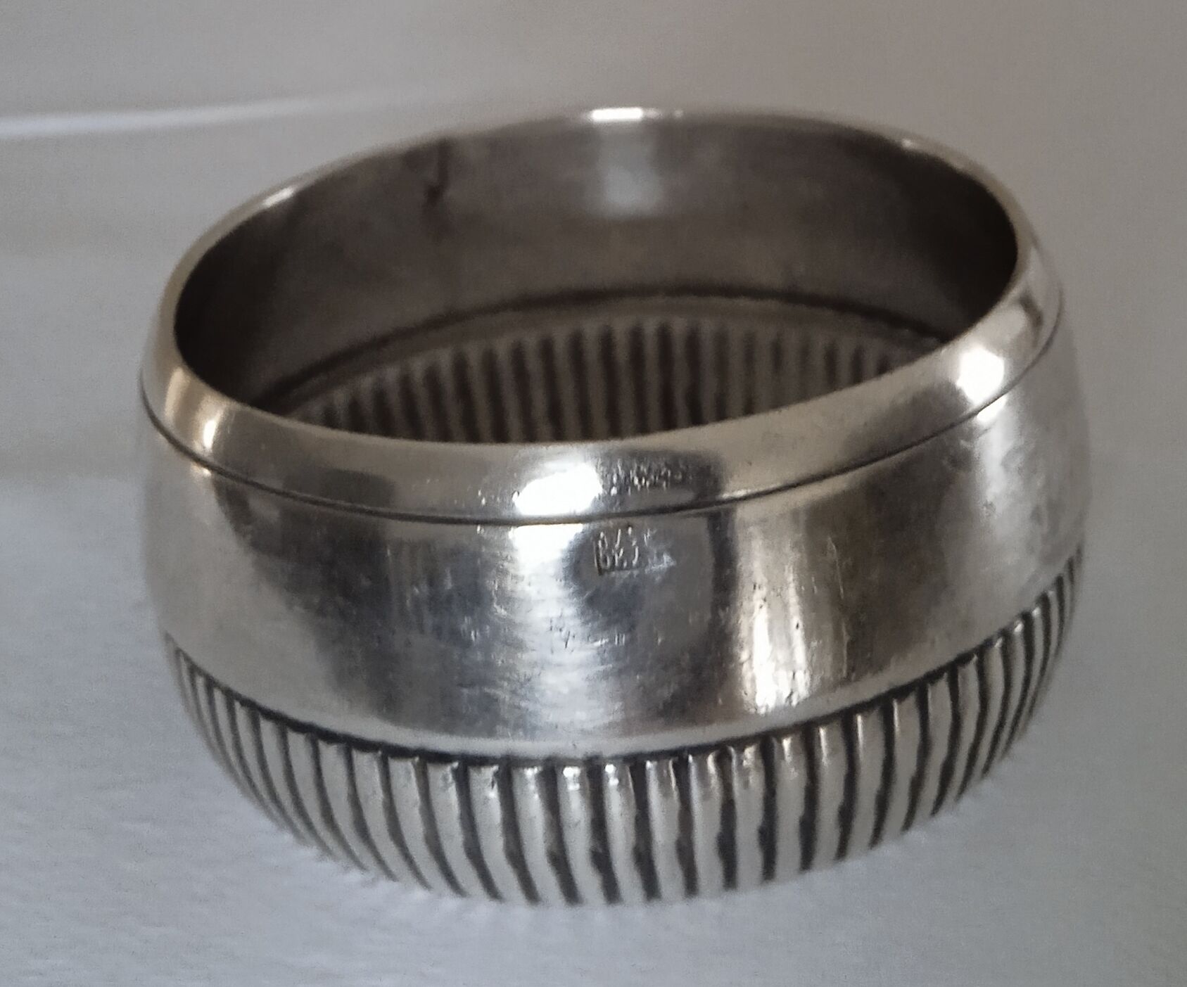 Silver towel ring