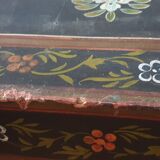 Old trunk chest lacquered Indian lacquered wood