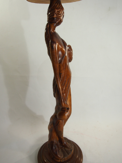 Saddle statue of macif/vintage wooden woman