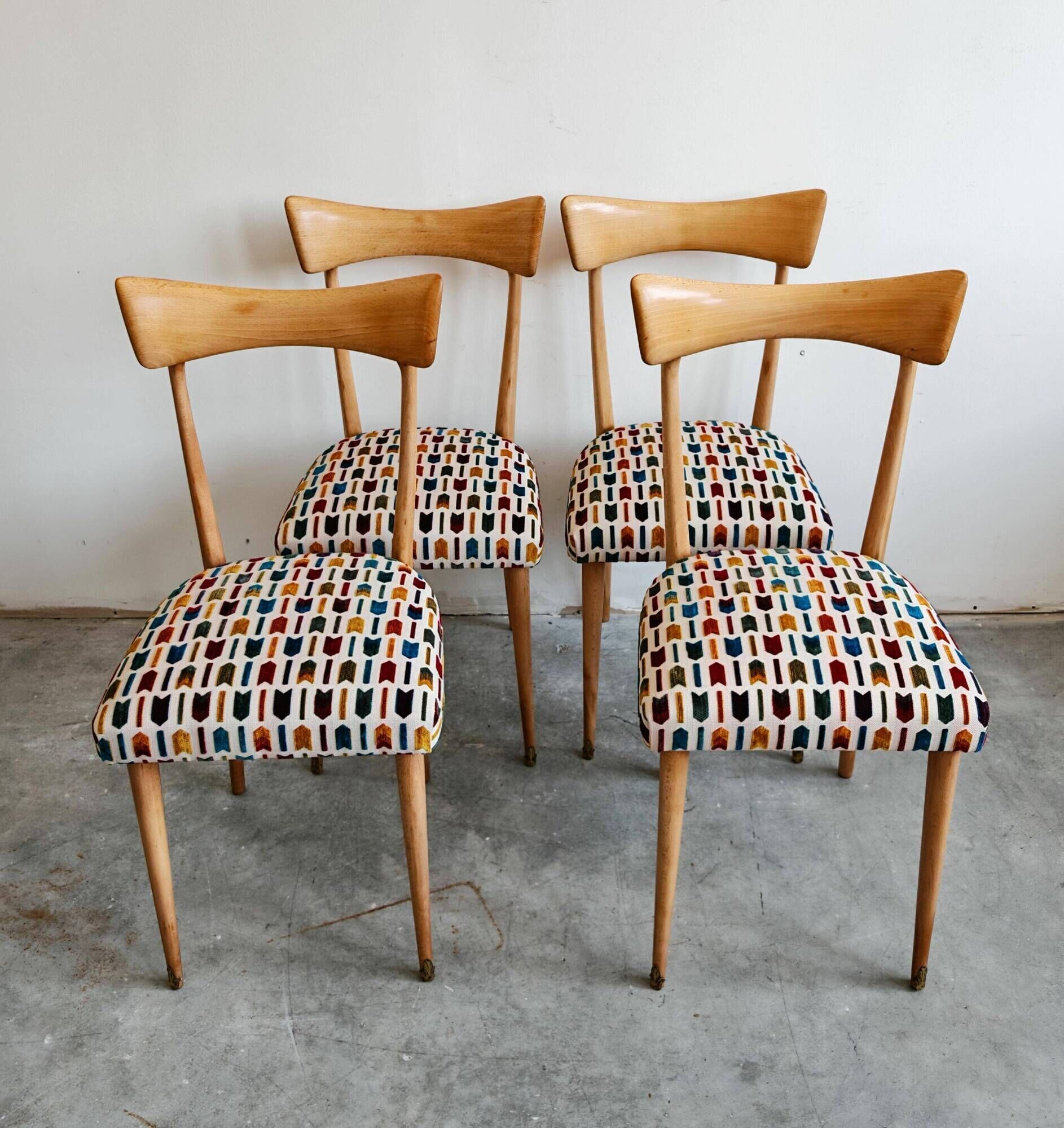 Set of 4 Mid-Century Modern Bowtie dining chairs by Ico Parisi