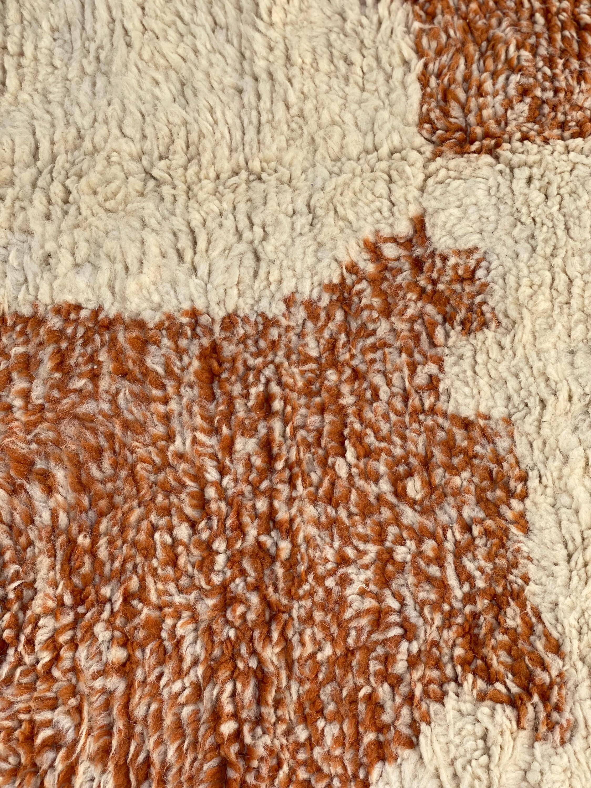 Handmade Berber rug in wool 3 x 2 m