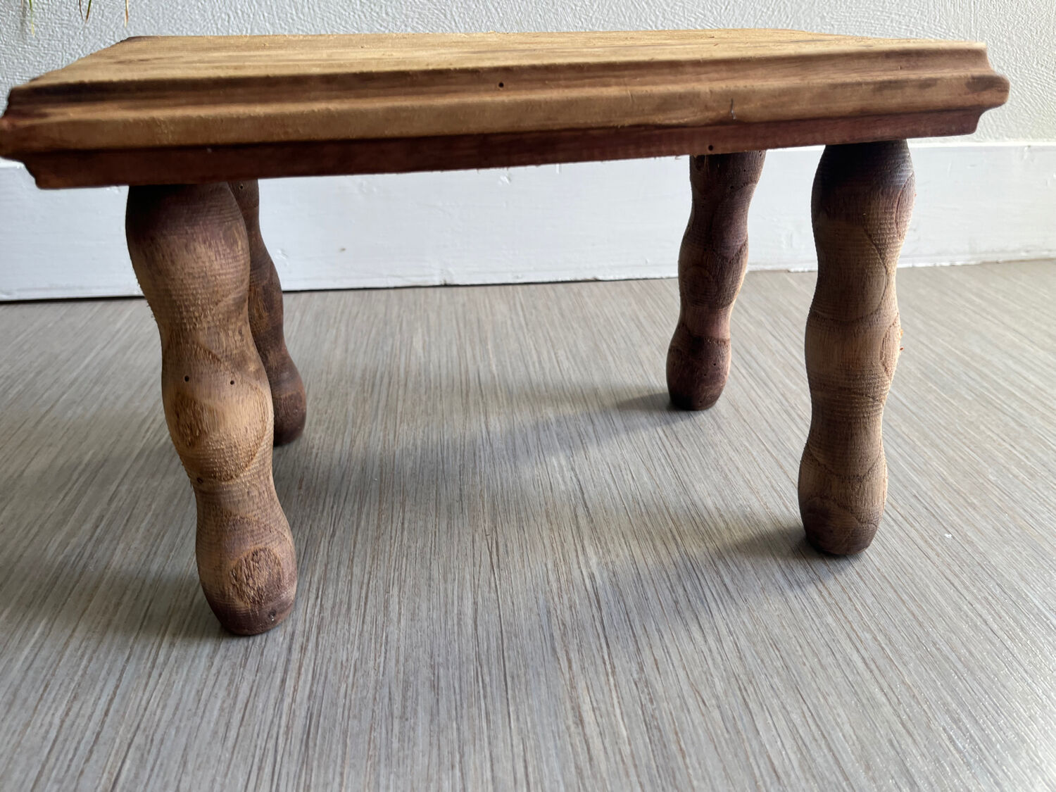 Small bench / wooden stool (bobbin decor) I