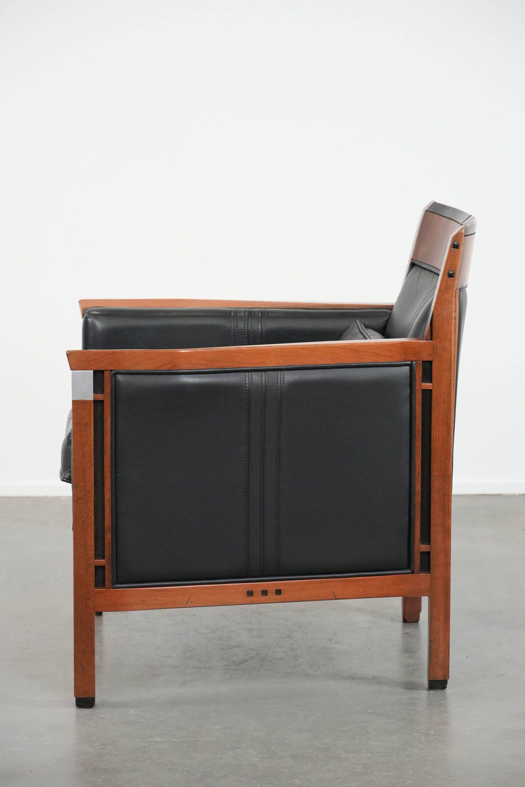 Fauteuil Art Déco en cuir noir et bois