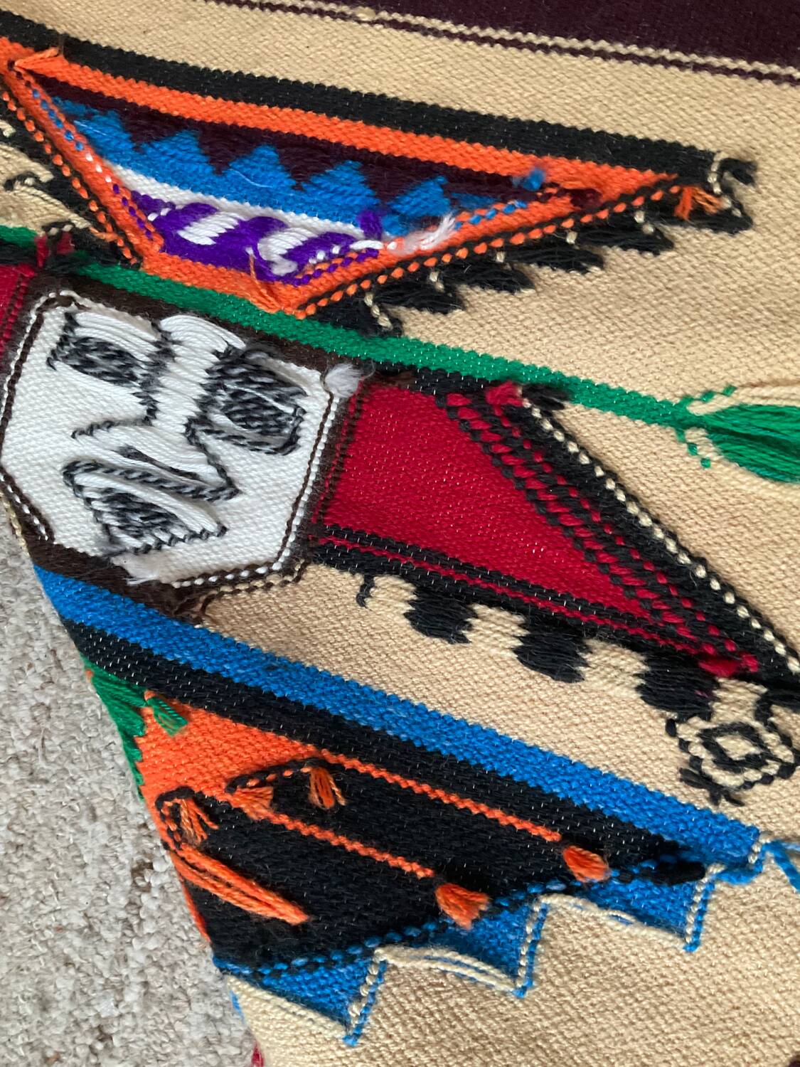 Vintage 100% woven wool rug