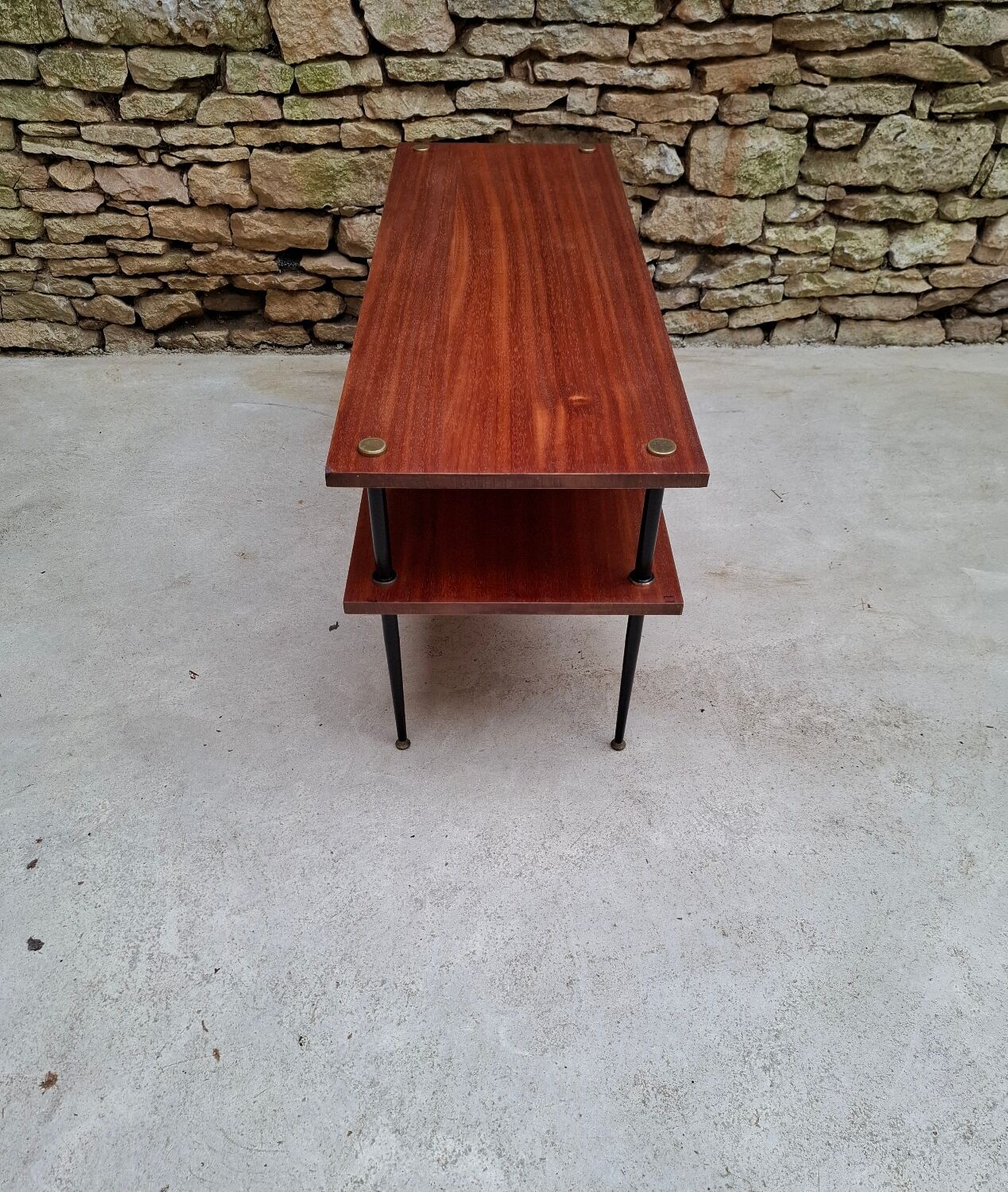 Coffee table with two tiers